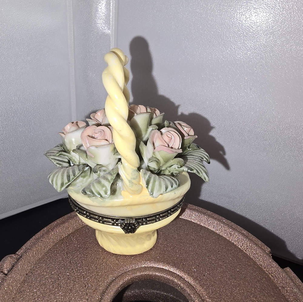 Elegant Floral Basket Accessory Trinket Box